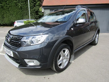 Used Dacia Sandero Stepway 2018 for sale - 78601390: Photo