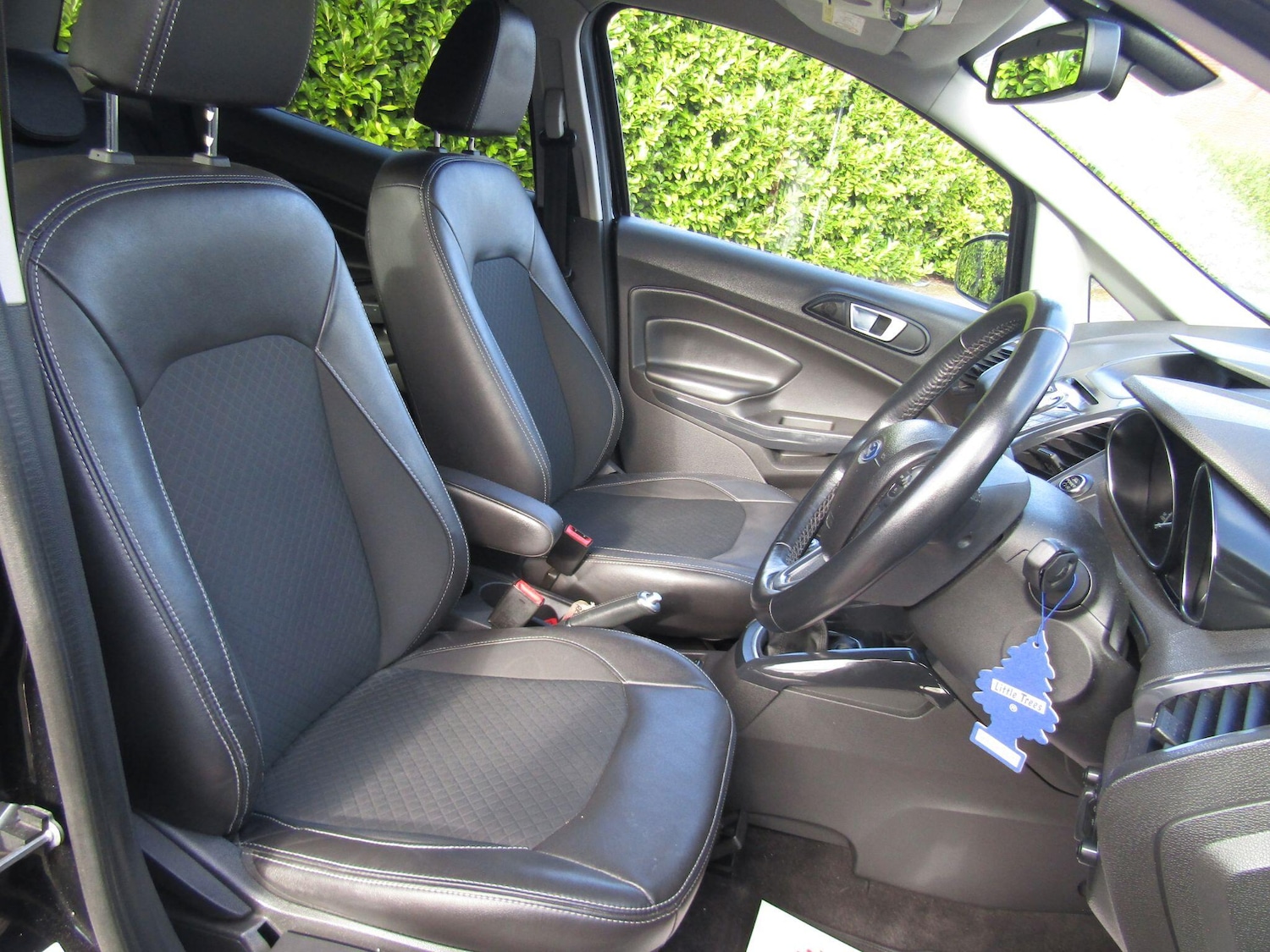 Used Ford Ecosport 2016 for sale - 77633444: Photo 10