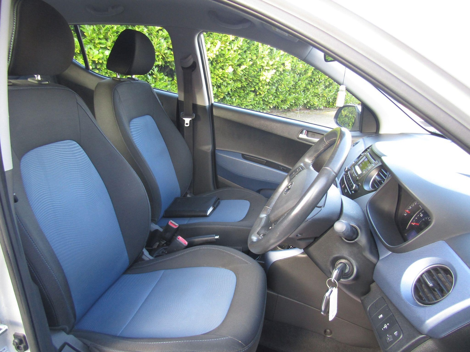 Used Hyundai i10 2016 for sale - 77853100: Photo 11