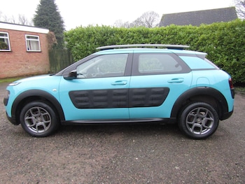 Used Citroen C4 Cactus 2015 for sale - 77109642: Photo
