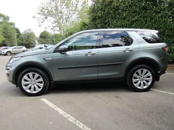Used Land Rover Discovery Sport 2015 for sale - 78447549: Photo