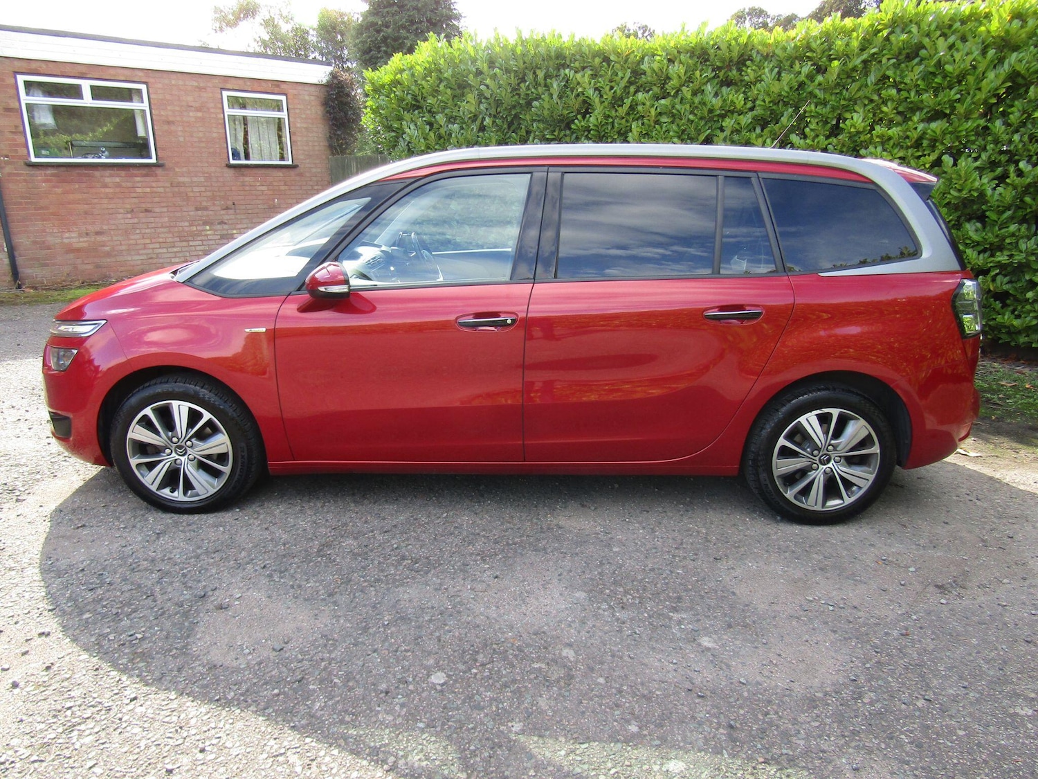 Used Citroen C4 Grand Picasso 2015 for sale - 76166612: Photo 4