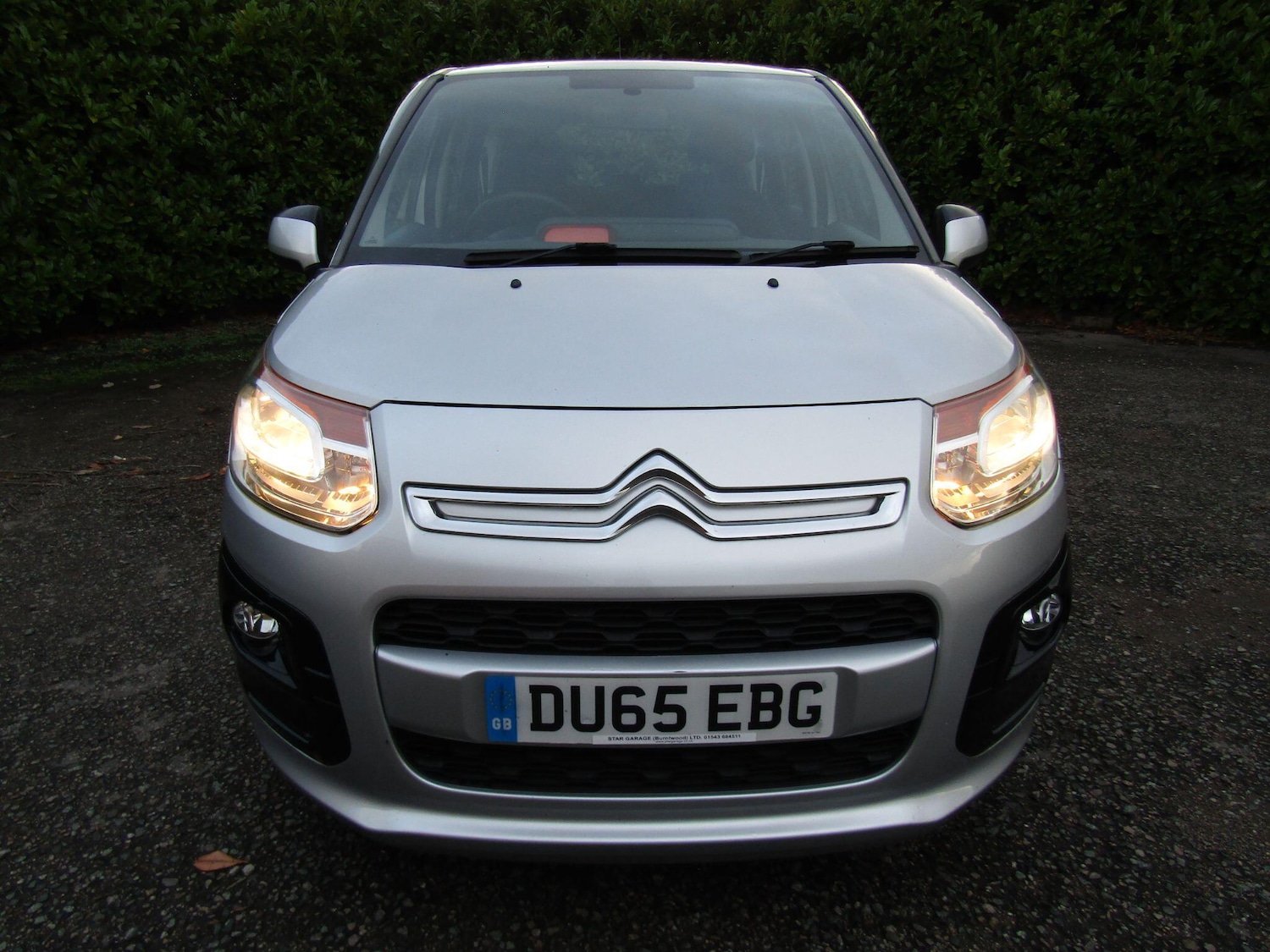 Used Citroen C3 Picasso 2015 for sale - 76371561: Photo 2