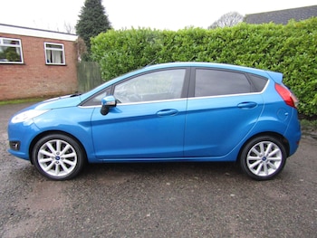 Used Ford Fiesta 2016 for sale - 76926993: Photo