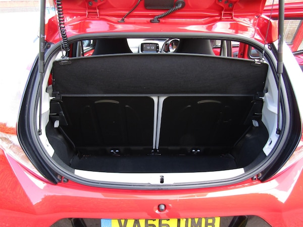 Used Toyota AYGO 2017 for sale - 76094429: Photo 12