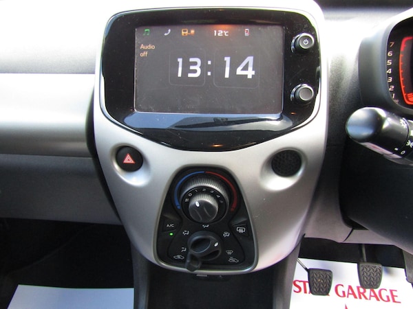 Used Toyota AYGO 2017 for sale - 76094429: Photo 14