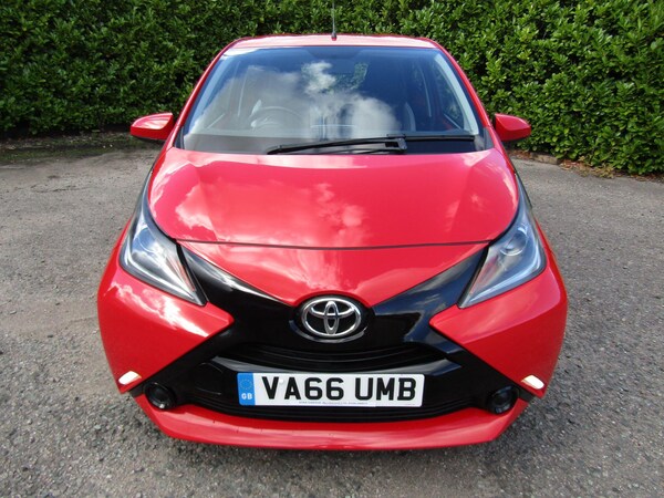 Used Toyota AYGO 2017 for sale - 76094429: Photo 2