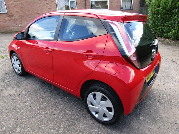 Used Toyota AYGO 2017 for sale - 76094429: Photo 5