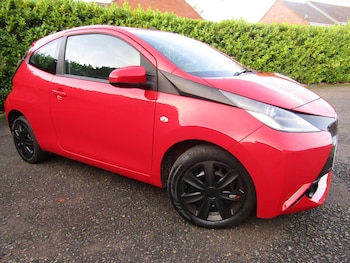 Used Toyota AYGO 2015 for sale - 76573719: Photo