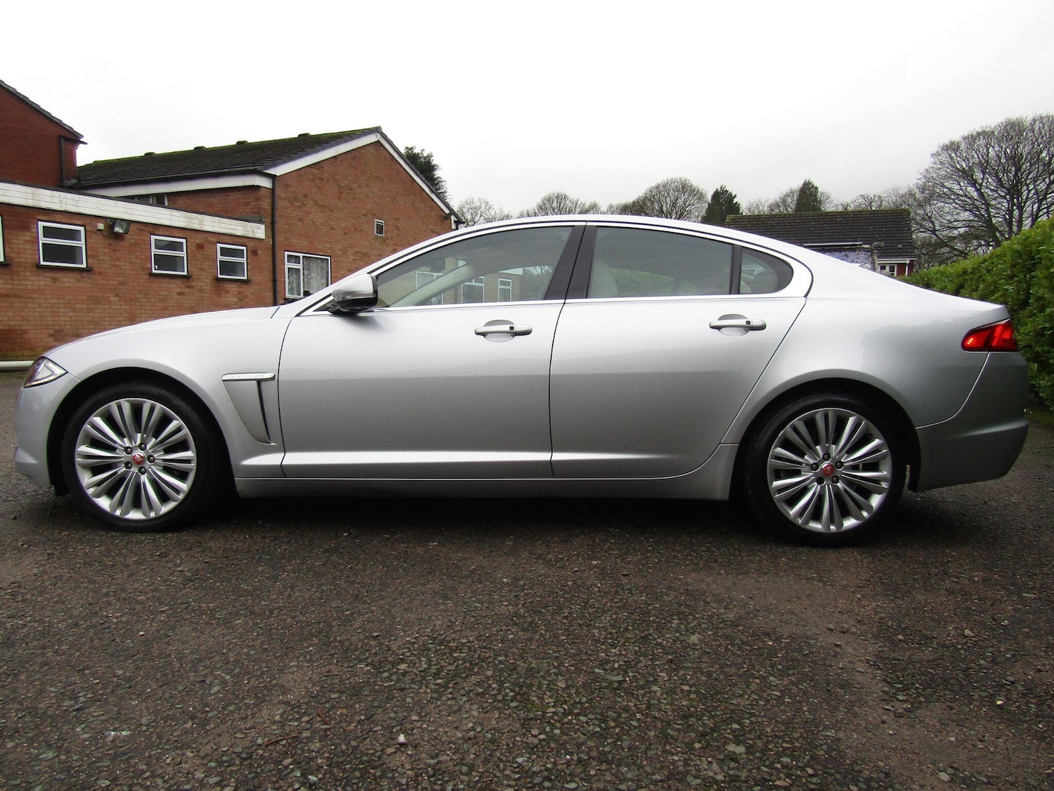 Used Jaguar XF 2014 for sale - 77484061: Photo 4