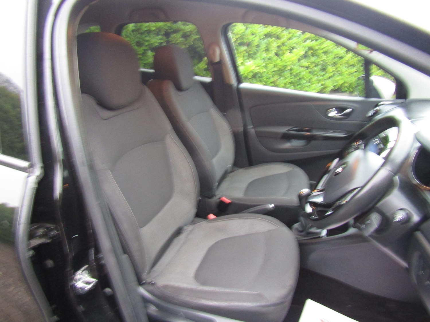 Used Renault Captur 2014 for sale - 77029862: Photo 10