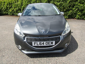 Used Peugeot 208 2015 for sale - 78539152: Photo