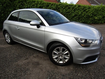 Used Audi A1 2011 for sale - 75965449: Photo