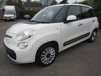 Used Fiat 500L 2015 for sale - 77892220: Photo
