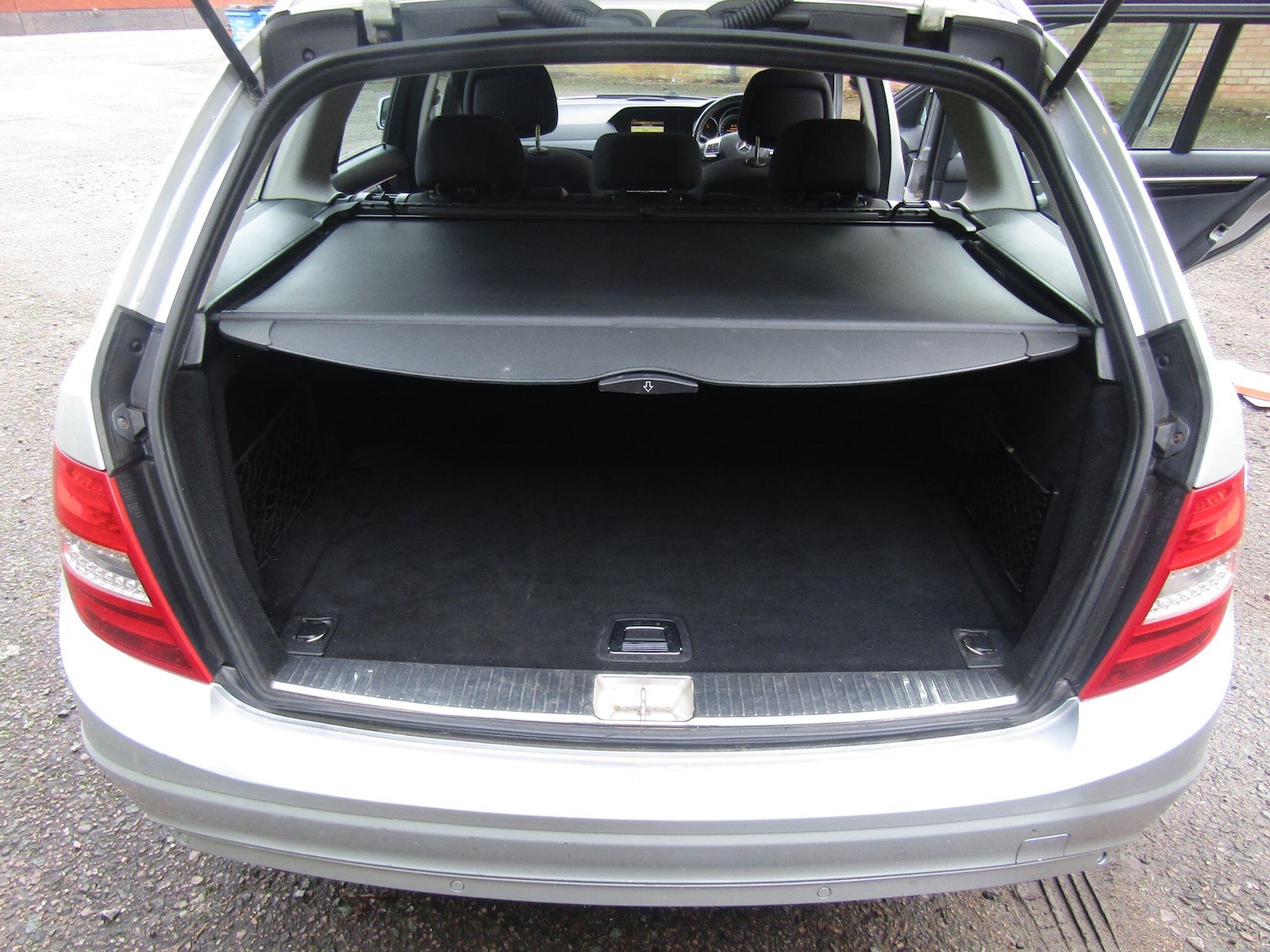 Used Mercedes-Benz C Class 2012 for sale - 76607233: Photo 12