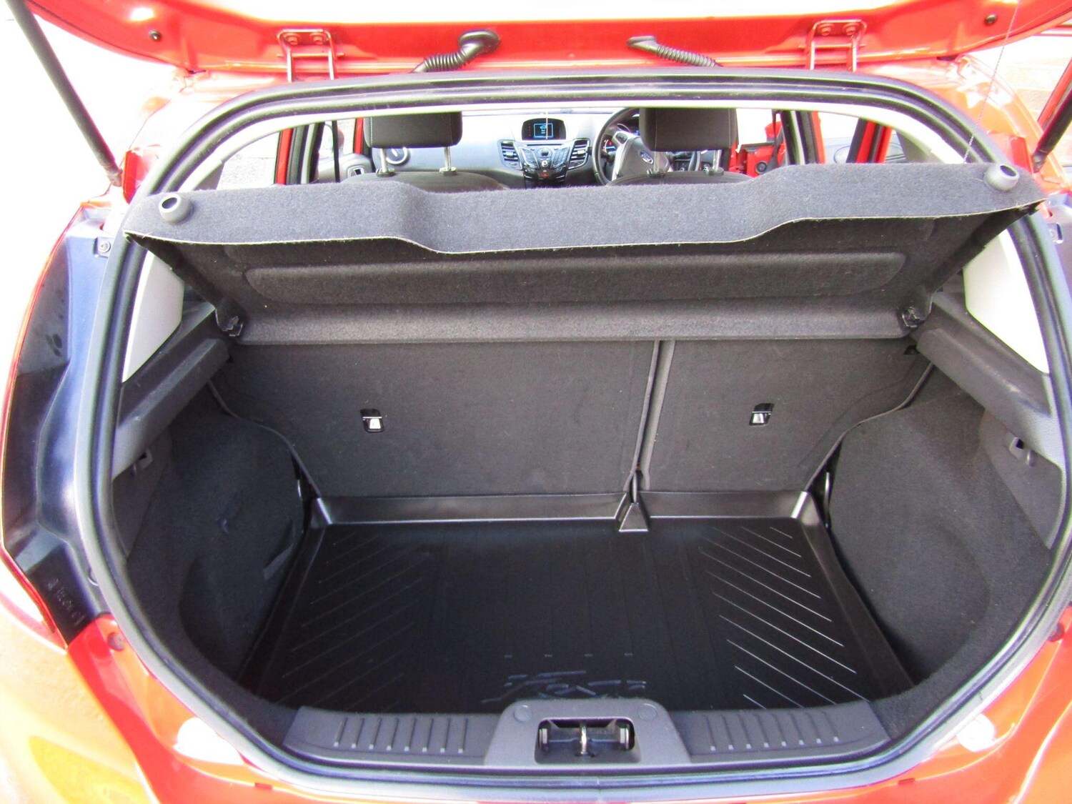 Used Ford Fiesta 2013 for sale - 76318049: Photo 13