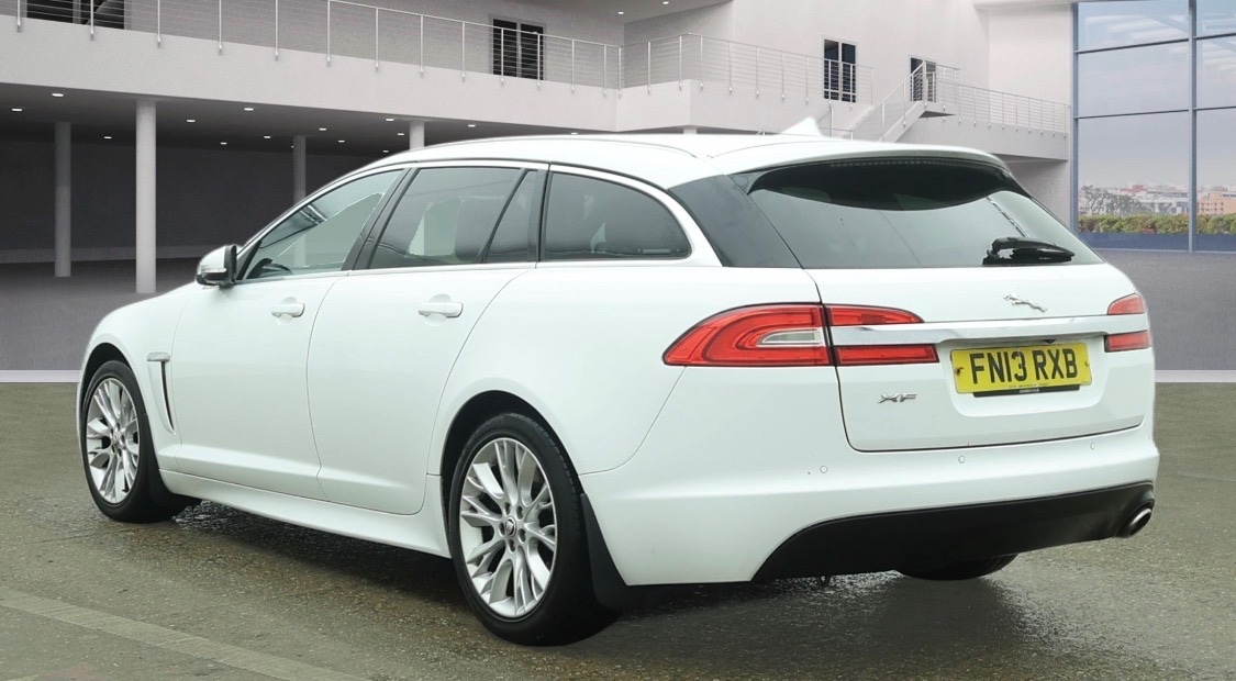 Used Jaguar XF 2013 for sale - 78045863: Photo 6