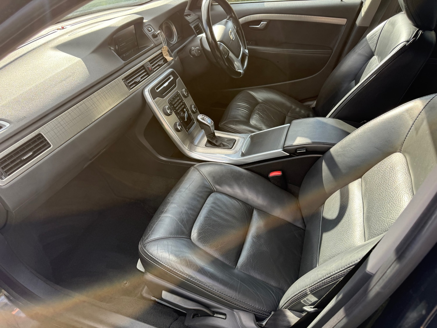 Used Volvo XC70 2013 for sale - 76344330: Photo 10