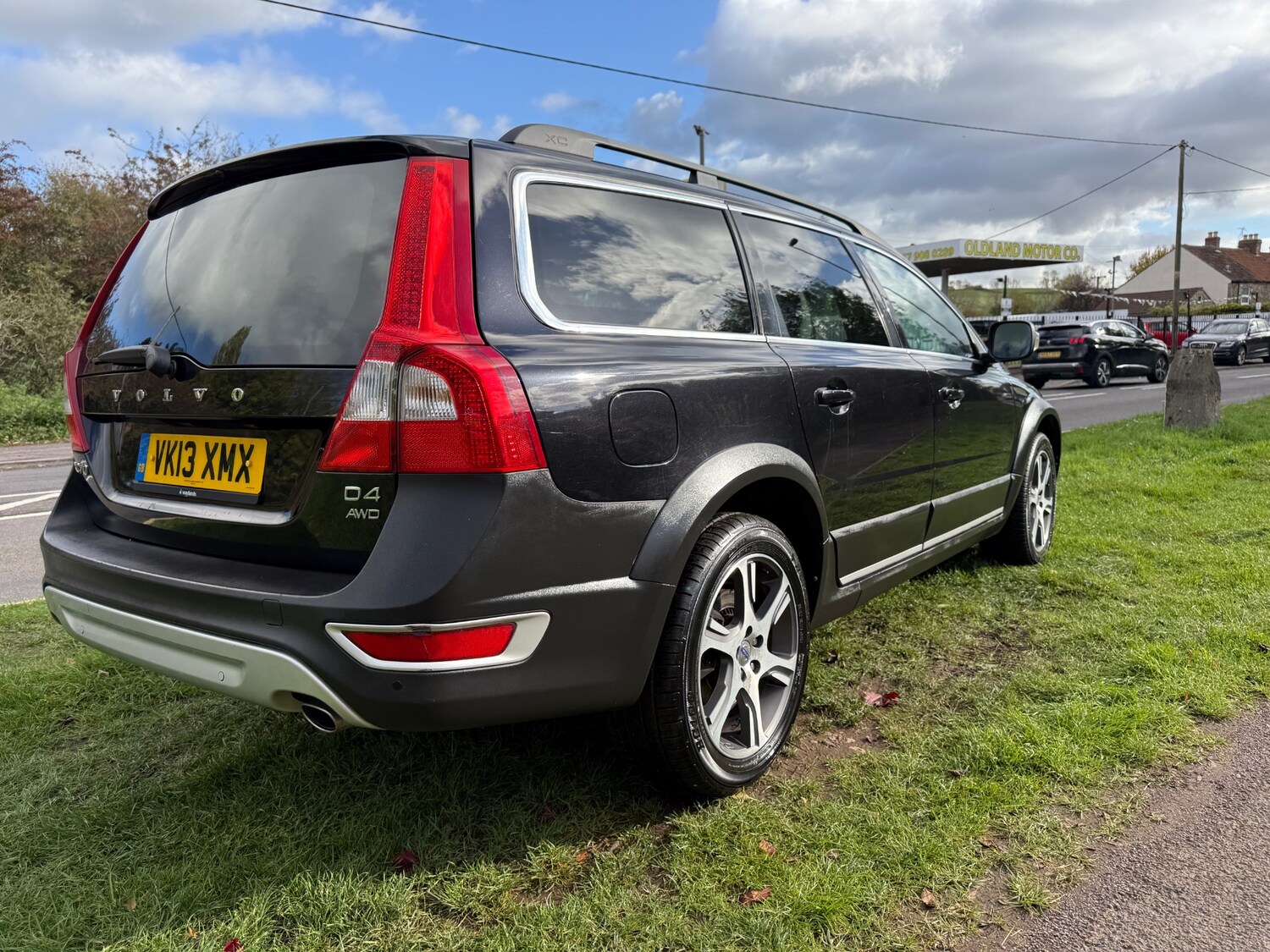 Used Volvo XC70 2013 for sale - 76344330: Photo 3