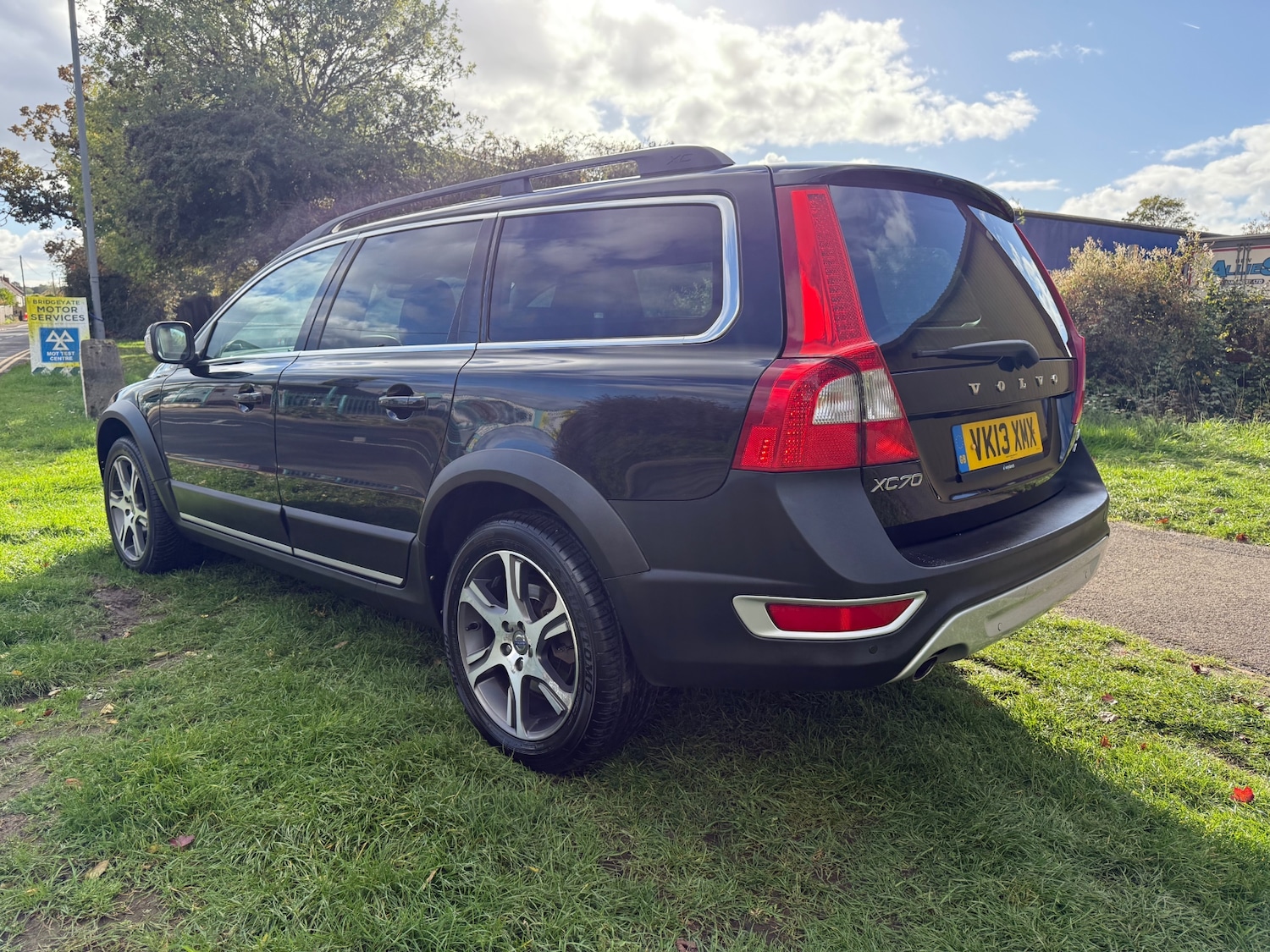 Used Volvo XC70 2013 for sale - 76344330: Photo 6