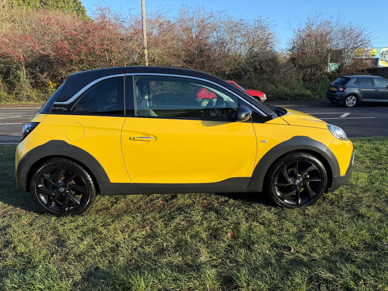 Used Vauxhall ADAM 2015 for sale - 76757374: Photo 5