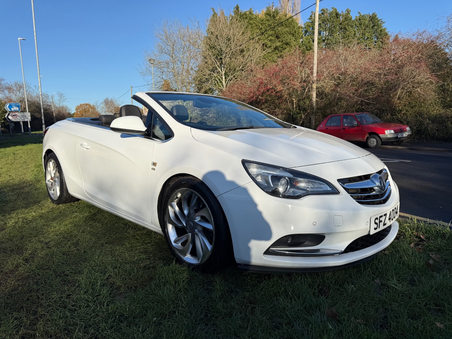 Used Vauxhall Cascada 2014 for sale - 76757386: Photo 2