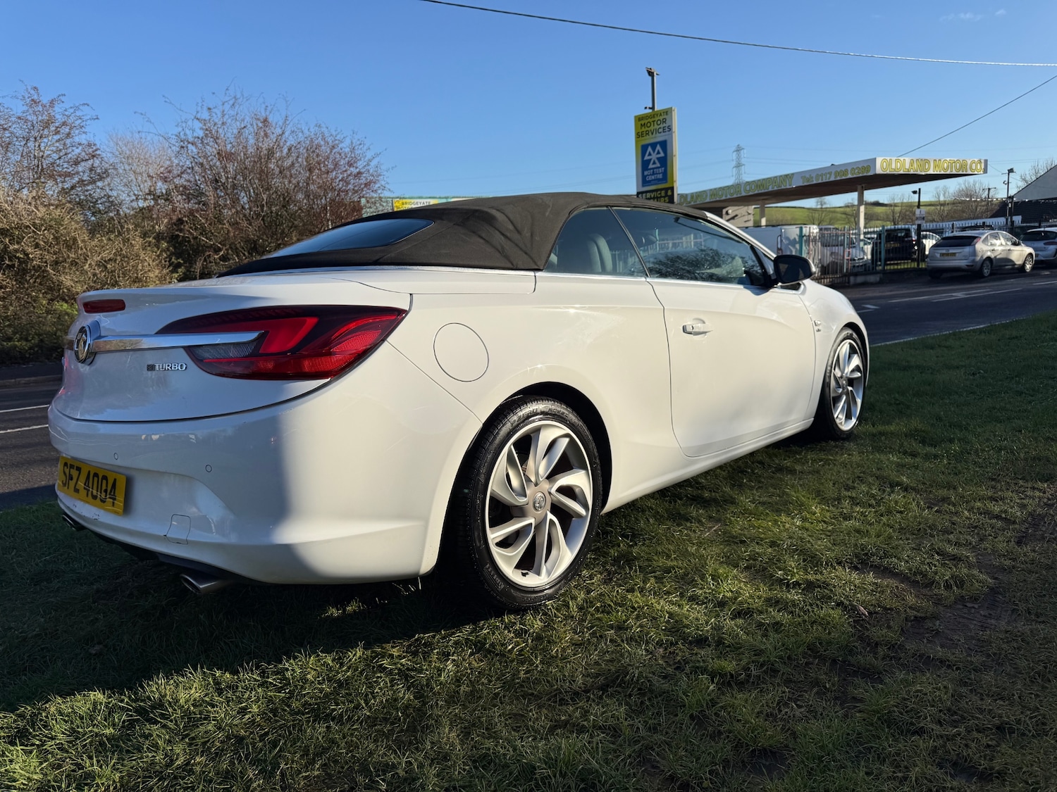 Used Vauxhall Cascada 2014 for sale - 76757386: Photo 4