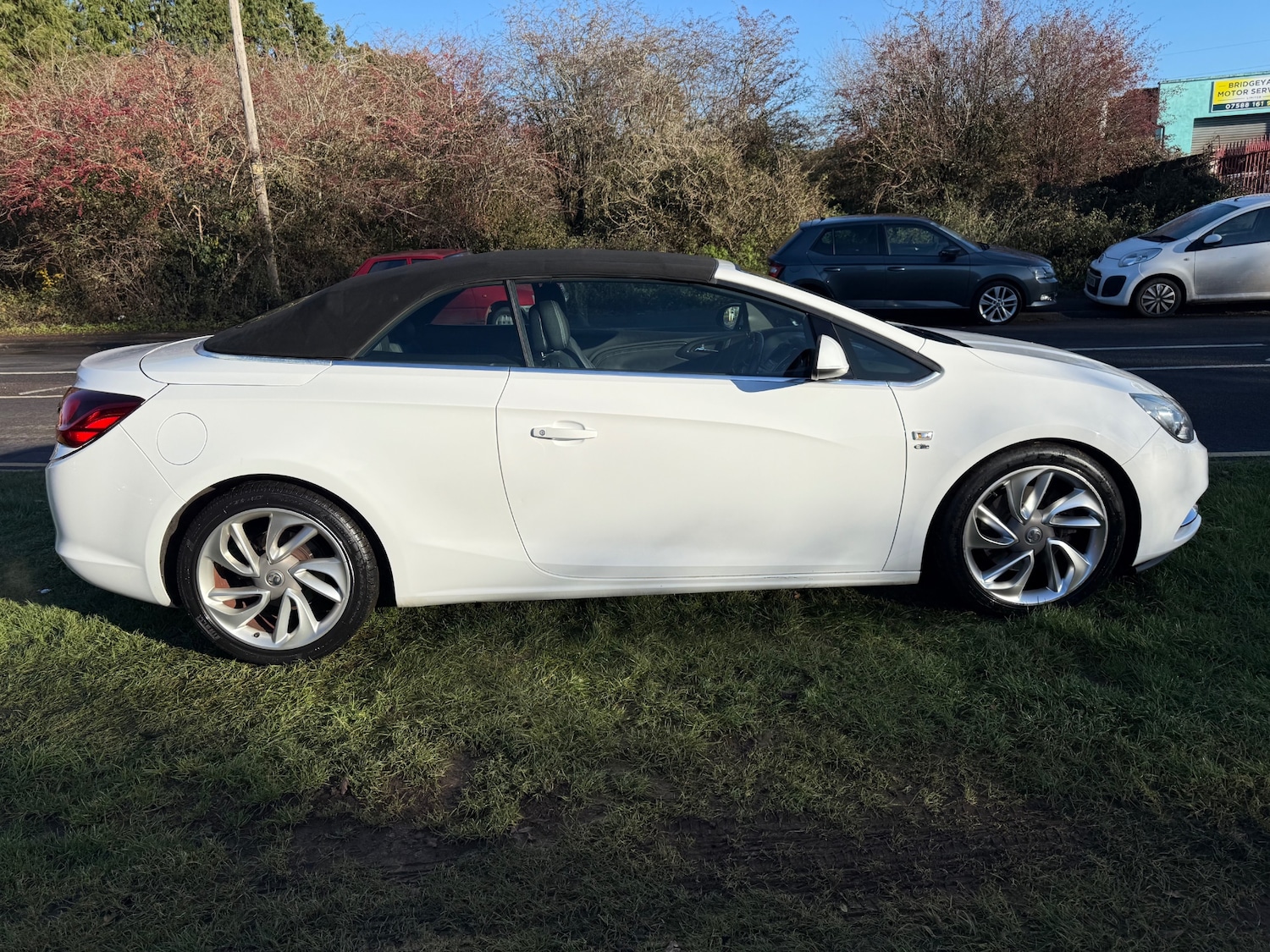 Used Vauxhall Cascada 2014 for sale - 76757386: Photo 7