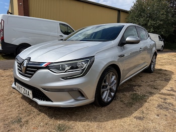 Used Renault Megane 2017 for sale - 79360577: Photo