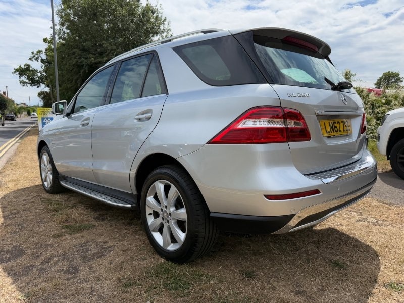 Used Mercedes-Benz M Class 2012 for sale - 78053371: Photo 6