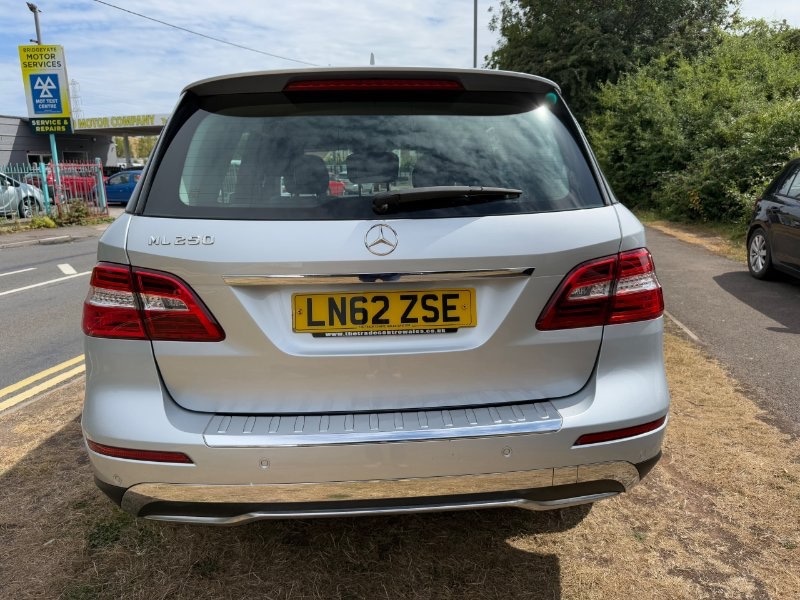 Used Mercedes-Benz M Class 2012 for sale - 78053371: Photo 8