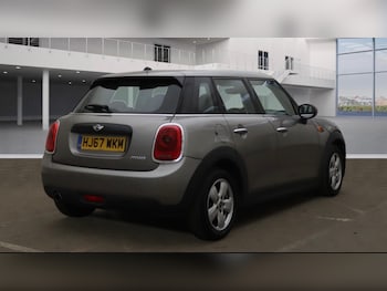 Used MINI Hatch 2017 for sale - 76235235: Photo 3
