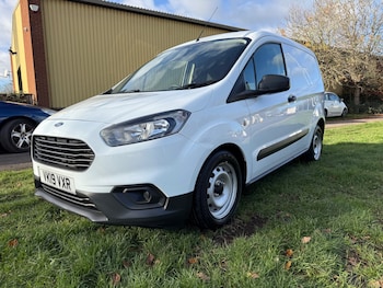 Used Ford Transit Courier 2019 for sale - 76643163: Photo