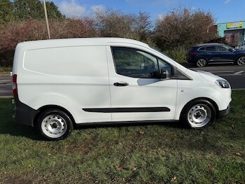 Used Ford Transit Courier 2019 for sale - 76643163: Photo