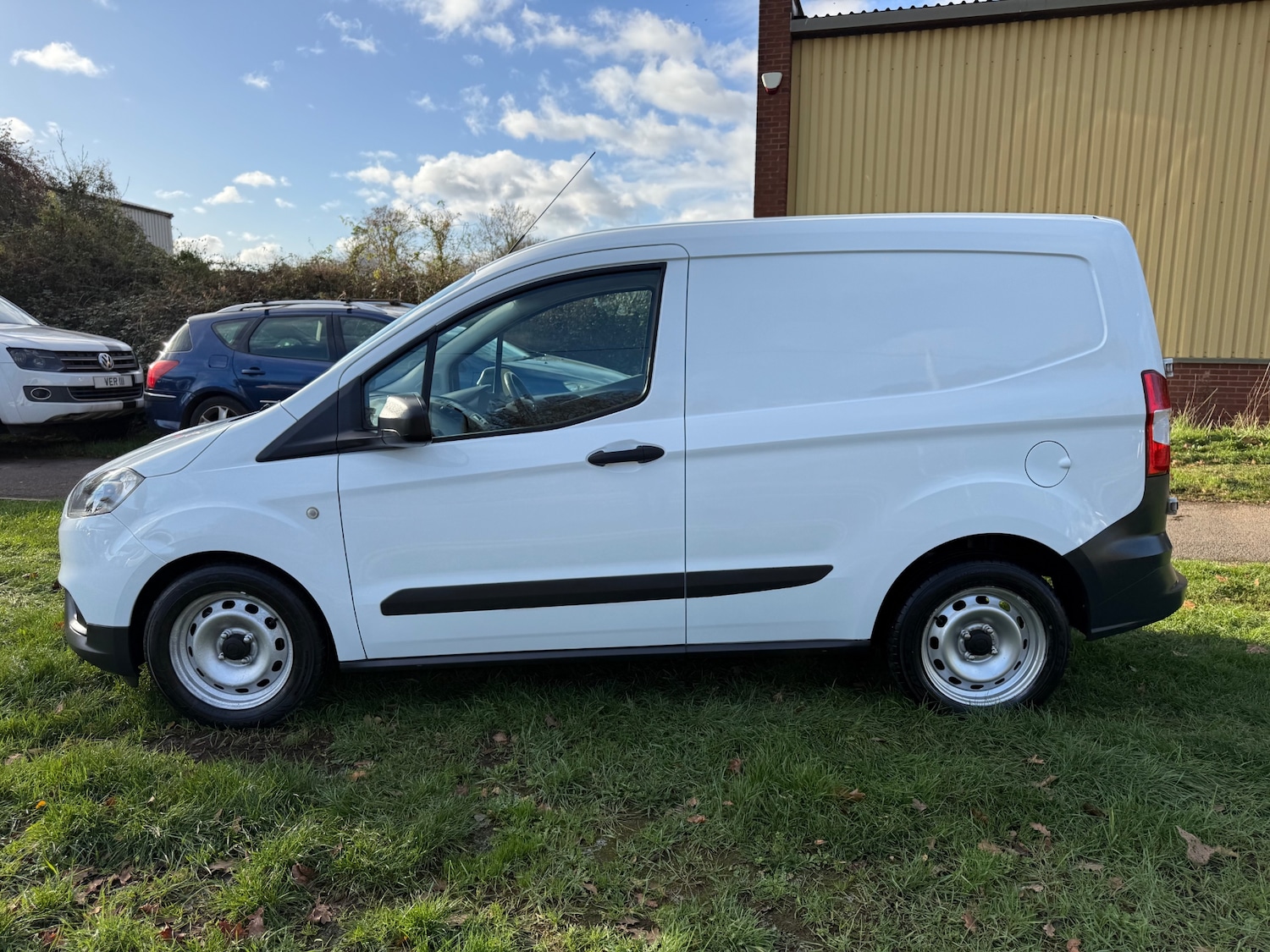 Used Ford Transit Courier 2019 for sale - 76643163: Photo 5