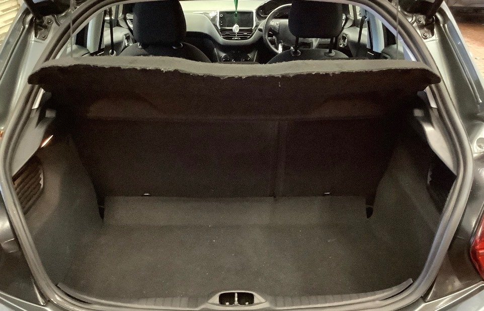 Used Peugeot 208 2017 for sale - 77595055: Photo 10