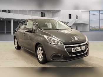 Used Peugeot 208 2017 for sale - 77595055: Photo