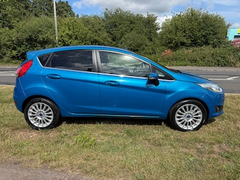 Used Ford Fiesta 2013 for sale - 79060427: Photo