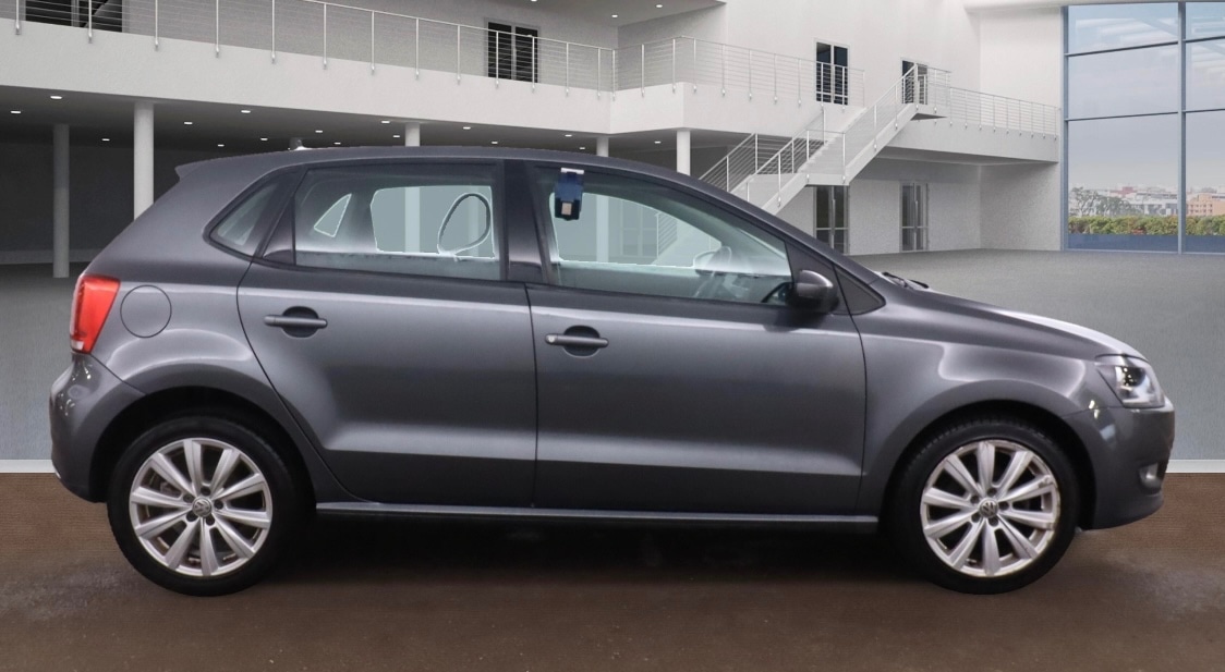 Used Volkswagen Polo 2013 for sale - 76837232: Photo 4