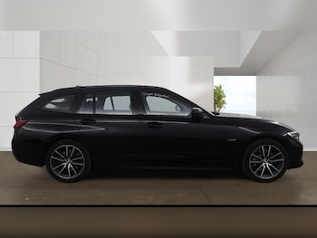 Used BMW 3 Series 2021 for sale - 78354645: Photo