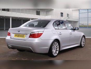 Used BMW 5 Series 2009 for sale - 76821442: Photo