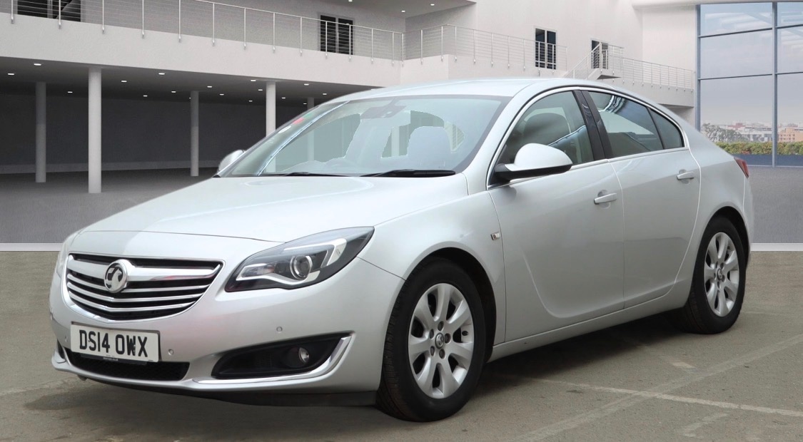 Used Vauxhall Insignia 2014 for sale - 77920950: Photo 2