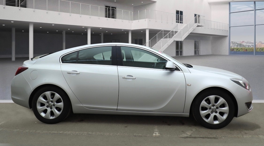 Used Vauxhall Insignia 2014 for sale - 77920950: Photo 4