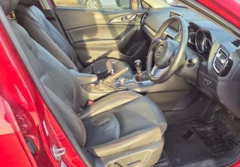 Used Mazda Mazda3 2014 for sale - 77205164: Photo 5