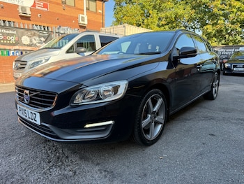 Used Volvo V60 2015 for sale - 79475104: Photo