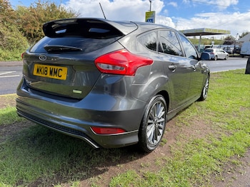 Used Ford Focus 2018 for sale - 75692252: Photo