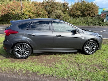 Used Ford Focus 2018 for sale - 75692252: Photo