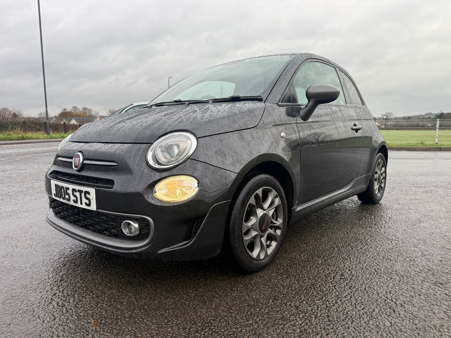 Used Fiat 500 2017 for sale - 76945884: Photo 2