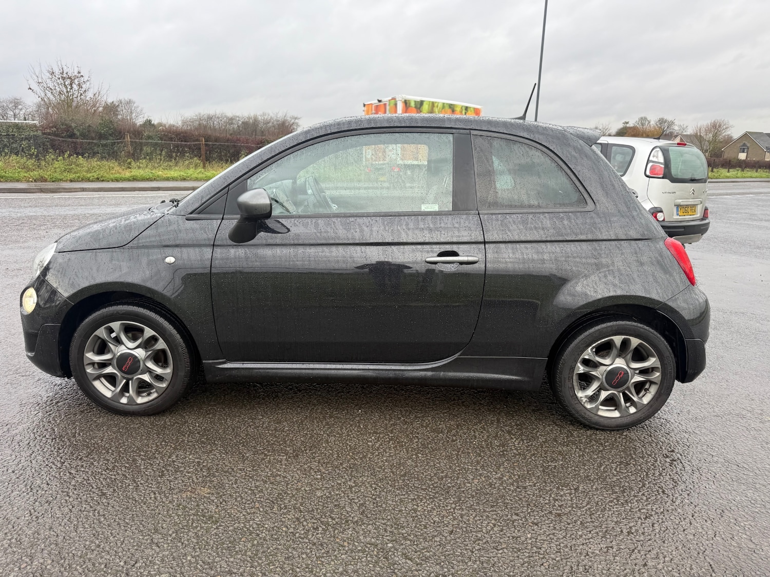 Used Fiat 500 2017 for sale - 76945884: Photo 5