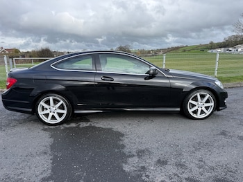 Used Mercedes-Benz C Class 2013 for sale - 77489966: Photo